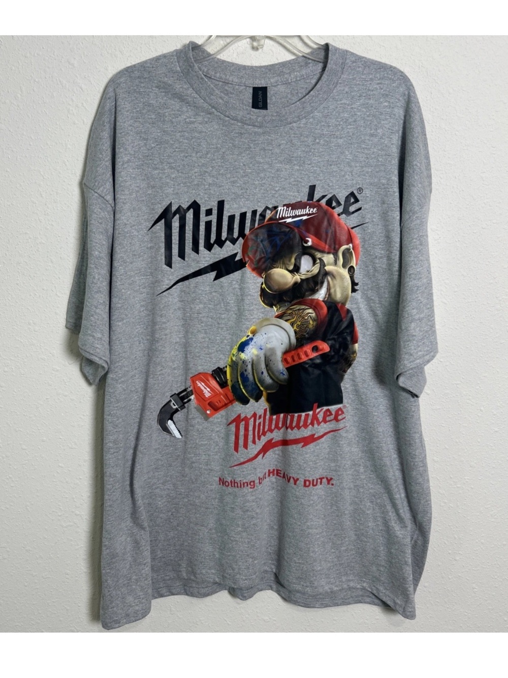Milwaukee Tools x Mario Bros “Nothing But Heavy Duty” Gray Tee Gildan Men’s 2XL